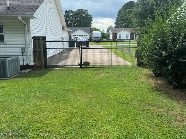 802 Mulberry Street, Booneville, AR 72927