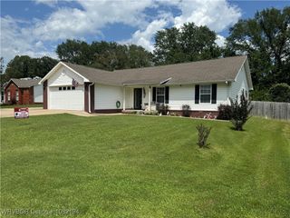 802 Mulberry Street, Booneville, AR 72927