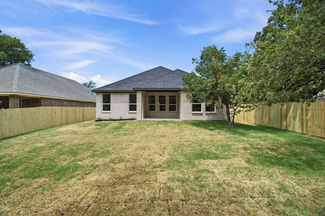 205 Bullard Street, Weatherford, TX 76086
