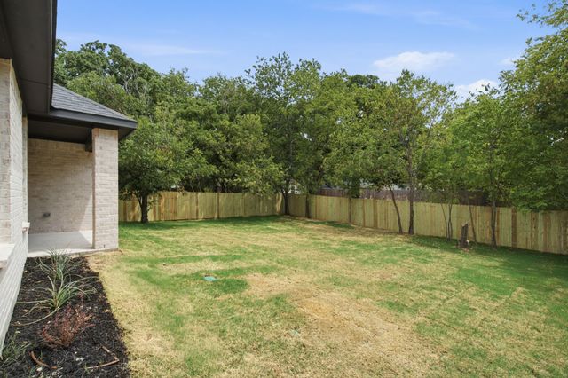 205 Bullard Street, Weatherford, TX 76086