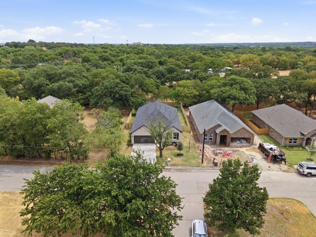 205 Bullard Street, Weatherford, TX 76086
