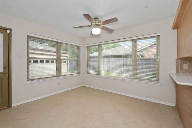 2834 Cotton Stock Dr, Sugar Land, TX 77479