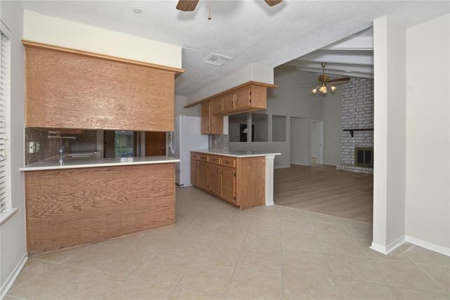 2834 Cotton Stock Dr, Sugar Land, TX 77479