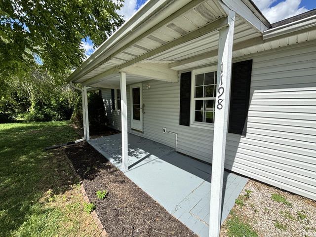 1198 N Us Highway 231, Spencer, IN 47460