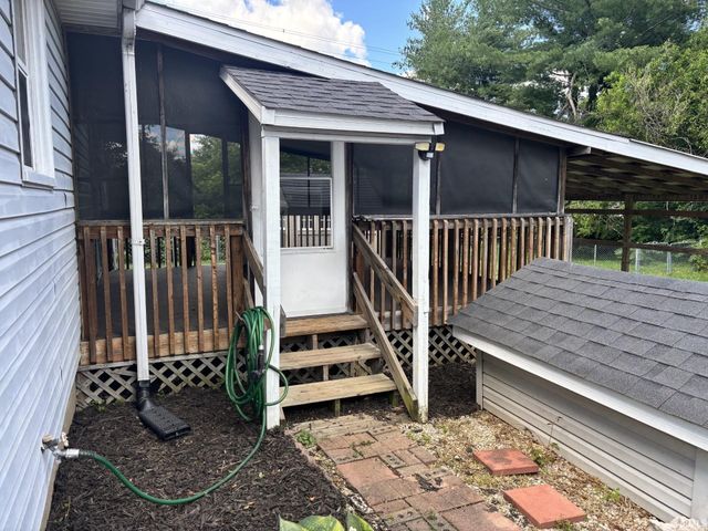 1198 N Us Highway 231, Spencer, IN 47460
