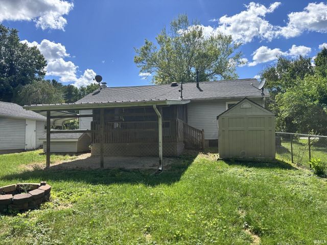 1198 N Us Highway 231, Spencer, IN 47460