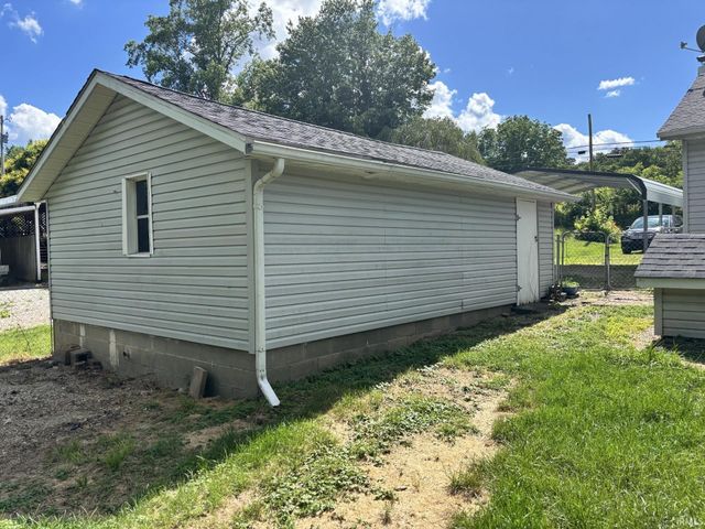 1198 N Us Highway 231, Spencer, IN 47460