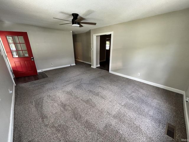 1198 N Us Highway 231, Spencer, IN 47460