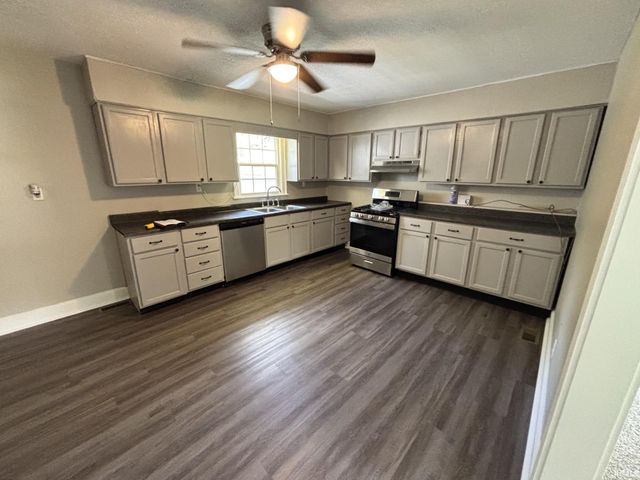 1198 N Us Highway 231, Spencer, IN 47460