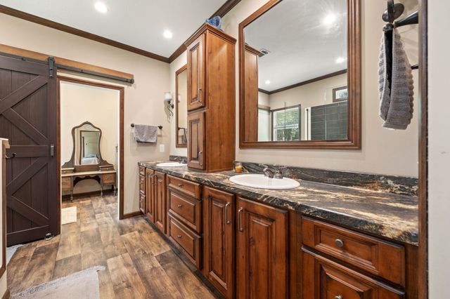 18390 Pine Drive, Eustace, TX 75124