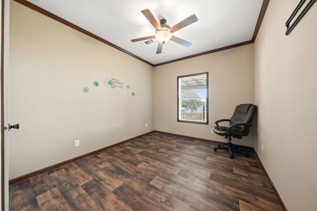 18390 Pine Drive, Eustace, TX 75124