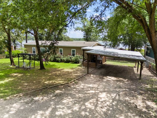 18390 Pine Drive, Eustace, TX 75124