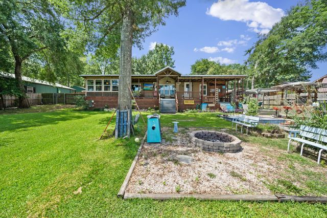 18390 Pine Drive, Eustace, TX 75124