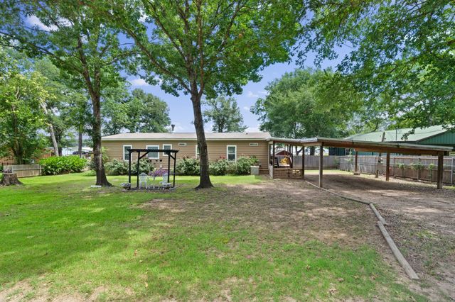 18390 Pine Drive, Eustace, TX 75124