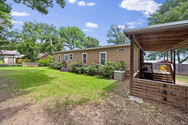 18390 Pine Drive, Eustace, TX 75124