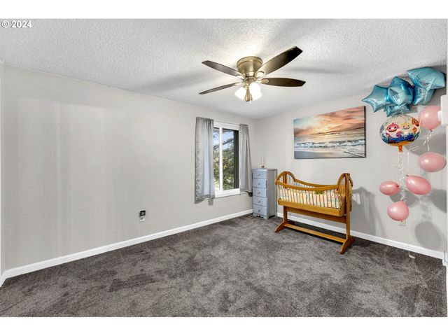 4117 Ne 8TH St, Gresham, OR 97030