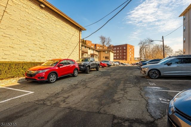 747 N Broad St 303, Elizabeth City, NJ 07208