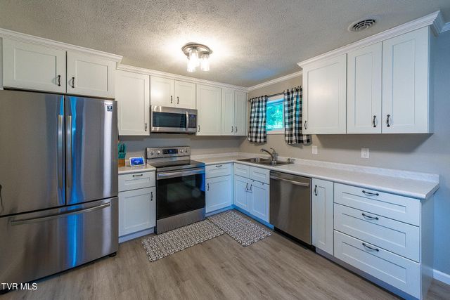 380 Meadow Lark Street, Weber City, VA 24290