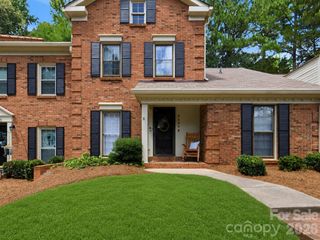 9004 Nolley Court B, Charlotte, NC 28270