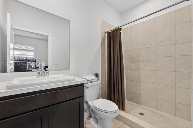 476 NE 4th Lane, Florida City, FL 33034