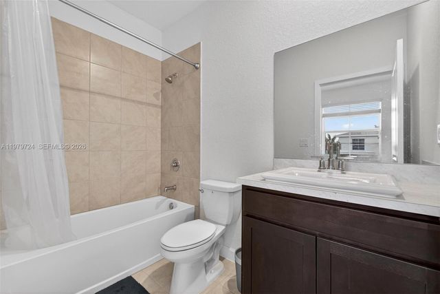 476 NE 4th Lane, Florida City, FL 33034