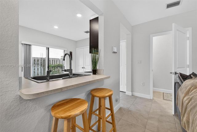 476 NE 4th Lane, Florida City, FL 33034