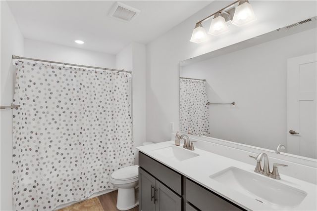 330 William Dr, Plum Boro, PA 15239