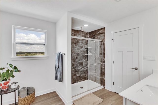 330 William Dr, Plum Boro, PA 15239