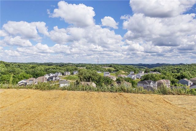 330 William Dr, Plum Boro, PA 15239