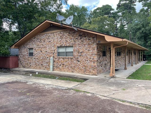 704 Cline, Huntsville, TX 77340