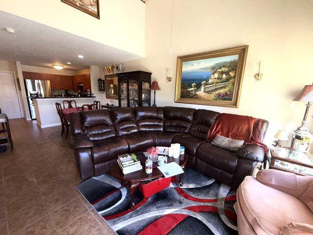 4839 Via Palm Lakes 1106, West Palm Beach, FL 33417