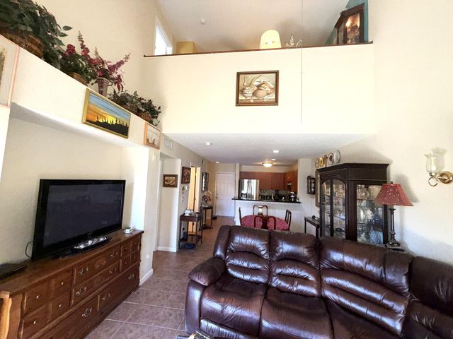 4839 Via Palm Lakes 1106, West Palm Beach, FL 33417