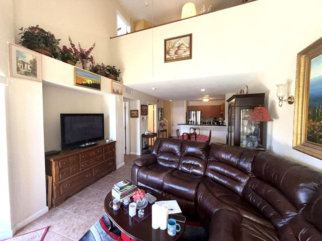 4839 Via Palm Lakes 1106, West Palm Beach, FL 33417