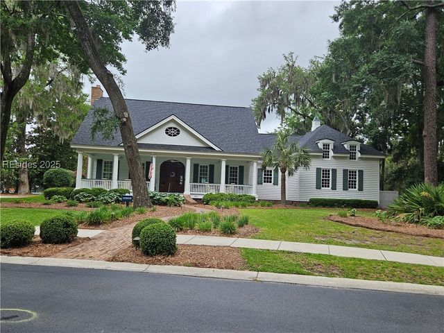 18 Anchorage Way, Beaufort, SC 29902