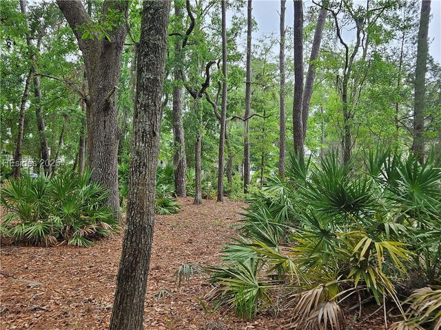 18 Anchorage Way, Beaufort, SC 29902