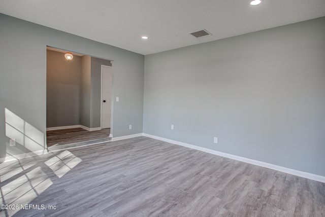 11537 MONTEGO BAY Drive W, Jacksonville, FL 32218