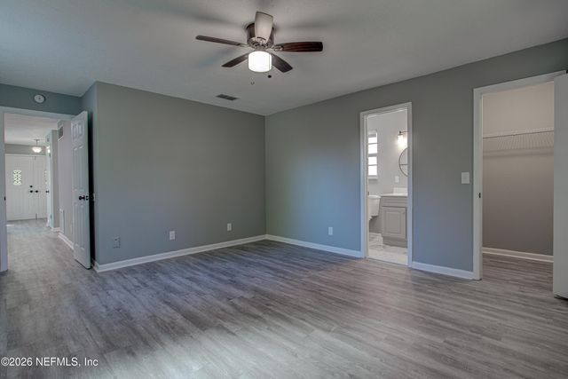 11537 MONTEGO BAY Drive W, Jacksonville, FL 32218