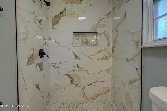 11537 MONTEGO BAY Drive W, Jacksonville, FL 32218