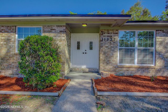 11537 MONTEGO BAY Drive W, Jacksonville, FL 32218