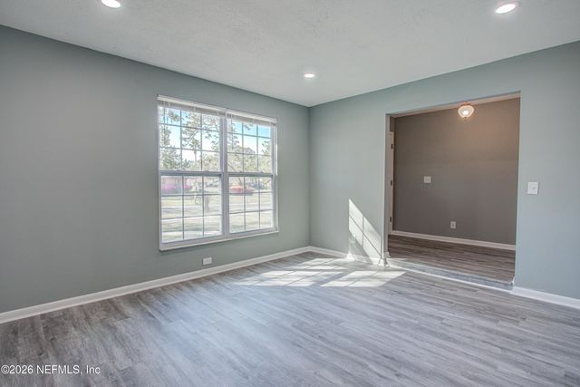 11537 MONTEGO BAY Drive W, Jacksonville, FL 32218