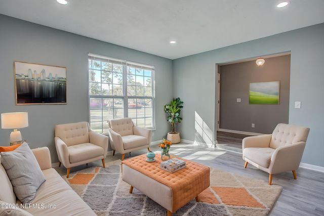 11537 MONTEGO BAY Drive W, Jacksonville, FL 32218