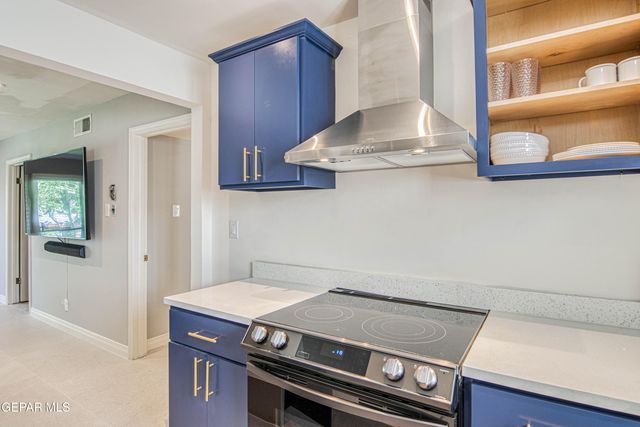 350 THUNDERBIRD Drive 50, El Paso, TX 79912