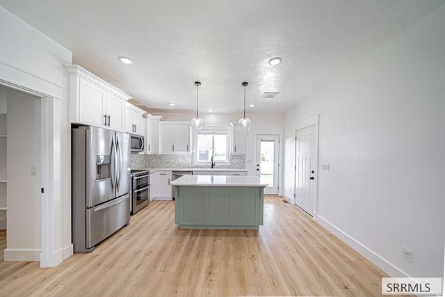 769 Wilshire Place, Idaho Falls, ID 83402