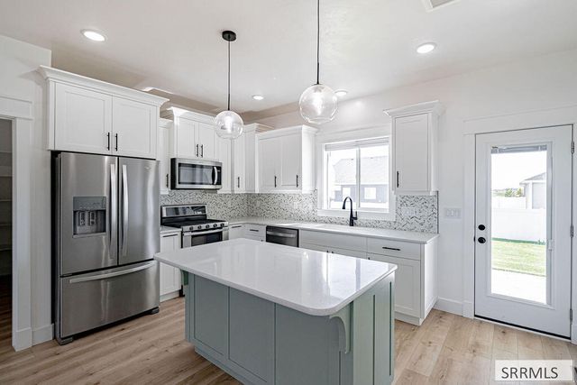 769 Wilshire Place, Idaho Falls, ID 83402