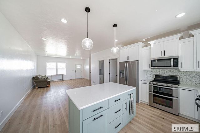 769 Wilshire Place, Idaho Falls, ID 83402