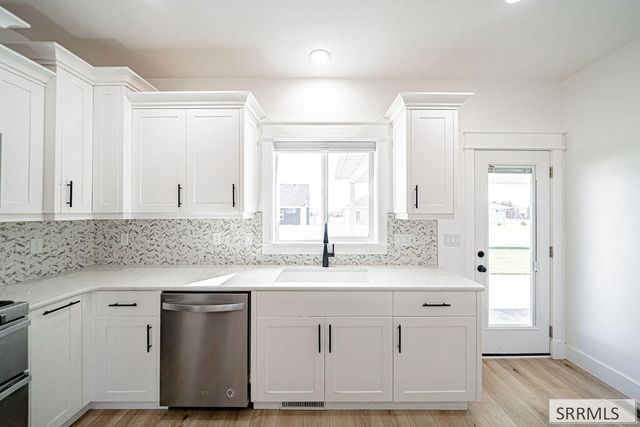 769 Wilshire Place, Idaho Falls, ID 83402