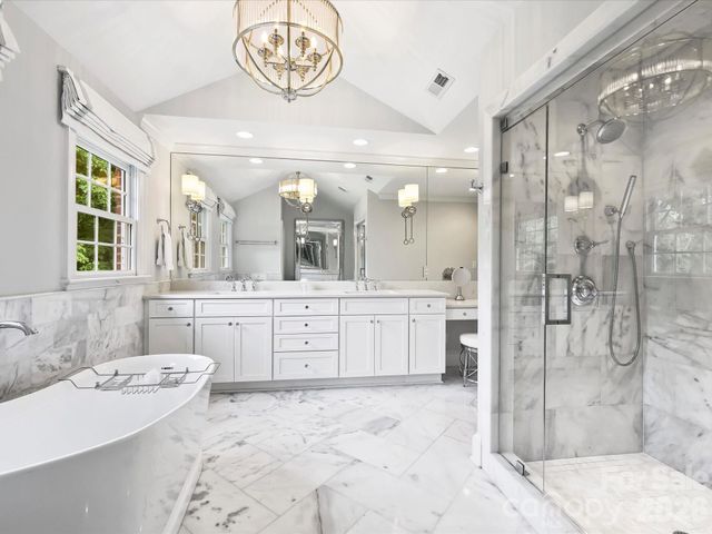 4017 Moorland Drive, Charlotte, NC 28226