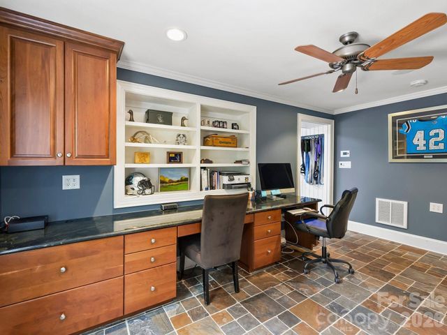 4017 Moorland Drive, Charlotte, NC 28226