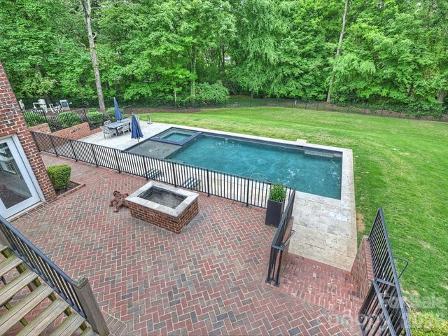 4017 Moorland Drive, Charlotte, NC 28226