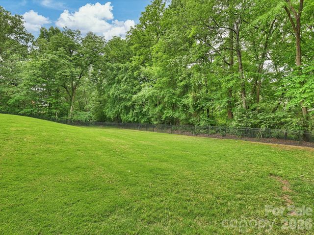 4017 Moorland Drive, Charlotte, NC 28226